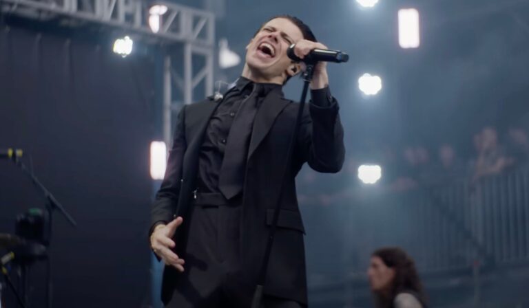 After His Stellar Cover of “Changes,” YUNGBLUD Promises To Continue Playing That Song At Every Live Show