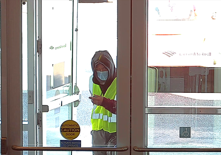 FBI offers reward for information on west Albuquerque bank robbery