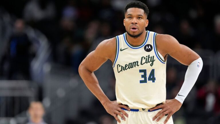 Giannis affirms commitment to Bucks, would ‘never’ demand trade