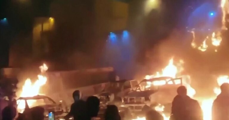 Trump Weighs Military Action on Iran After 500+ Protesters Killed