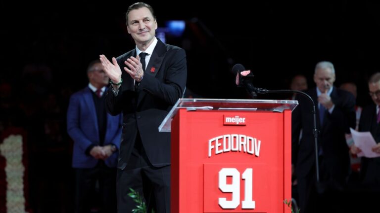 Sergei Fedorov regrets leaving Detroit as Wings retire jersey