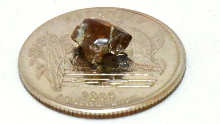 'Hey Siri': Phone helps Texas man find 2.09-carat diamond at Crater of Diamonds State Park