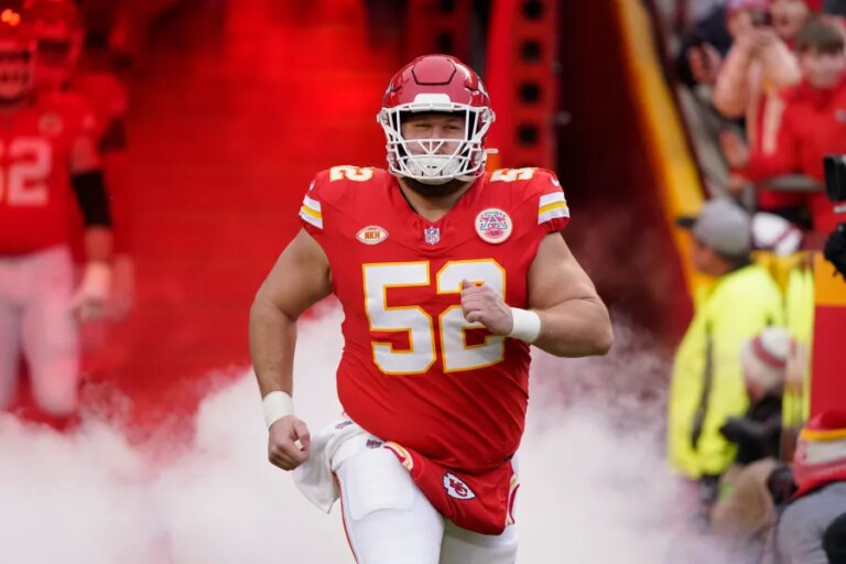 Chiefs C Creed Humphrey earns First Team All-Pro honors for second straight year