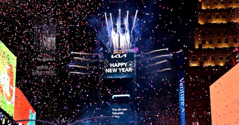 Watch New Year’s 2026 celebrations from around the world in 3 minutes
