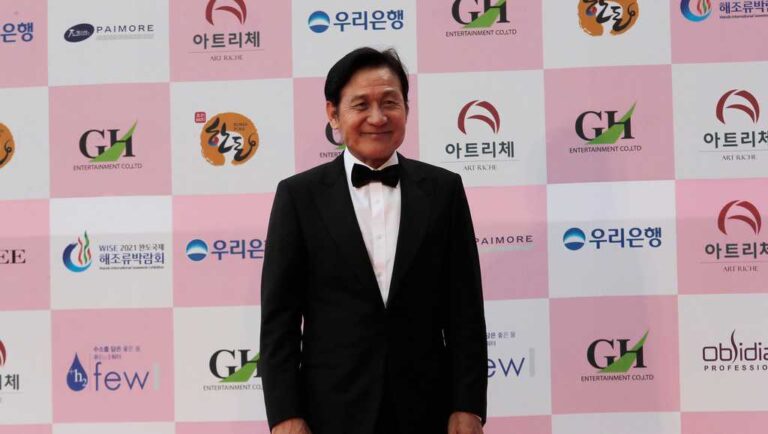 South Korean movie star Ahn Sung-ki dies at 74