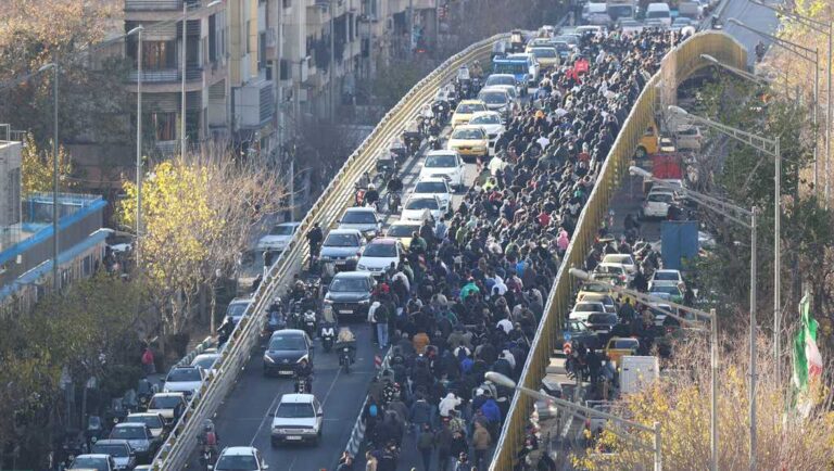 Iranians able to make some calls abroad while internet access is still out after protests