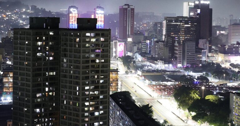 Venezuelan police open fire on unidentified drones