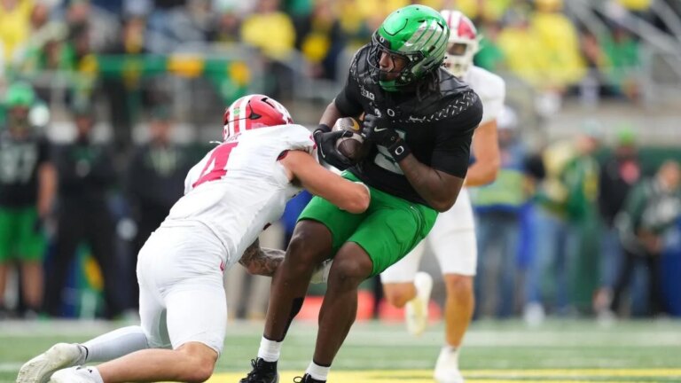 Indiana vs. Oregon prediction: Expert picks and odds for Peach Bowl CFP semifinal