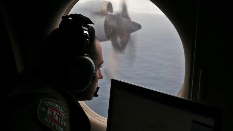 Latest deep-sea search for missing Malaysia Airlines Flight 370 gets underway