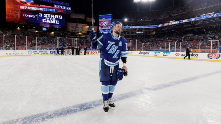 NHL Awards Watch: Who’s leading for Hart, Norris, Calder?