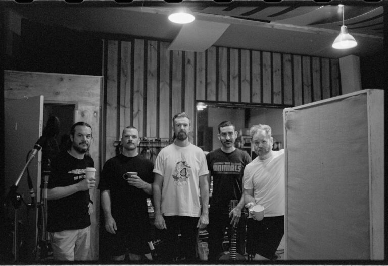 KARNIVOOL Names The Best Eight Australian Bands