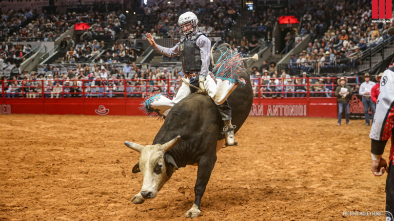 Jeter Lawrence defying odds after injury, wins San Antonio Xtreme Bulls