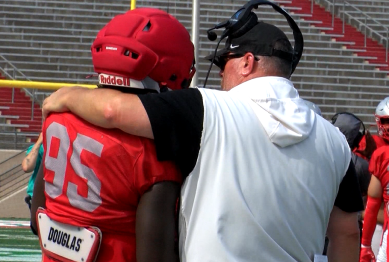 Inside look at Lobo Football's new defense with Spence Nowinsky; Sports Office