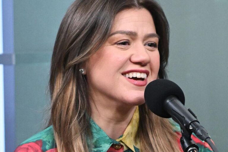 Kelly Clarkson’s Label Didn’t Want to Cut Her Biggest Hit