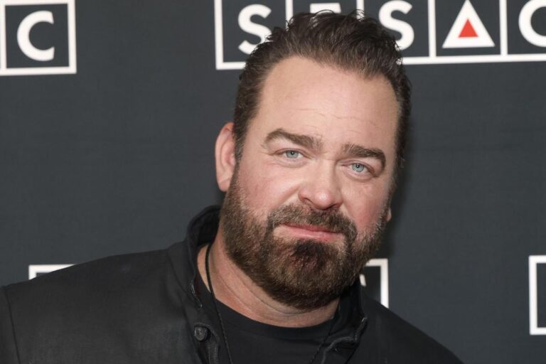 Why Lee Brice, ‘Country Nowadays’ Lyrics Caused Division [LISTEN]