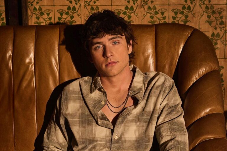 Vincent Mason Has a Huge Buzz Going Into 2026