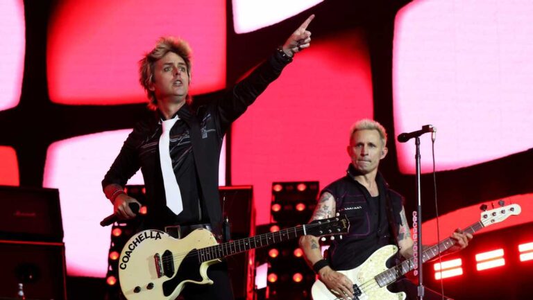 What time does Green Day perform at the Super Bowl?