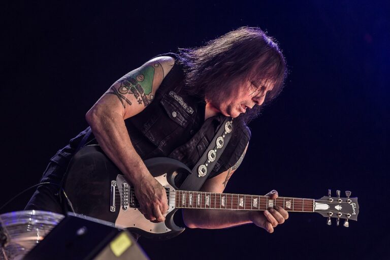 Ex-MANOWAR Guitar Legend ROSS “THE BOSS” FRIEDMAN Diagnosed With ALS