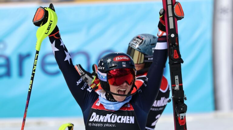 Shiffrin wins World Cup slalom, but final race to decide title