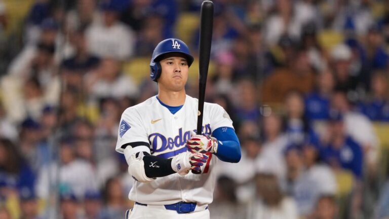 2026 MLB awards tracker: Odds for MVP, Cy Young, Rookie of the Year