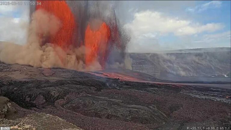 Hawaii’s Kilauea erupts, sending ash plume up 25,000 feet