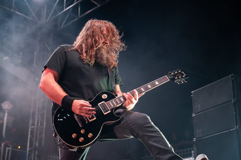 LAMB OF GOD’s MARK MORTON Reflects On 30 Years In Music: “The Business Changes – You Have To Adapt”