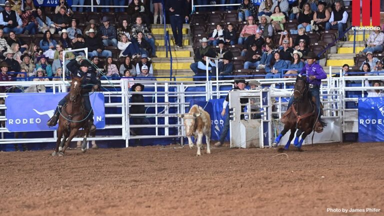 James Arviso/Rance Doyal tie team roping world record in Austin