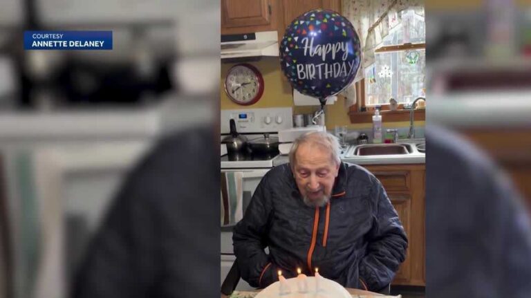 WWII Navy veteran celebrates 104th birthday
