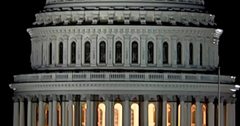 House passes bill to fully fund DHS