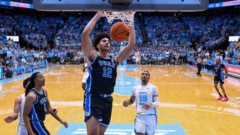 Expert picks for Duke vs. North Carolina, top games on regular season’s last Saturday