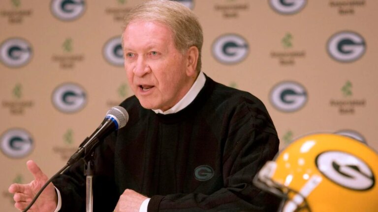 Former Packers president and franchise legend Bob Harlan dies at 89