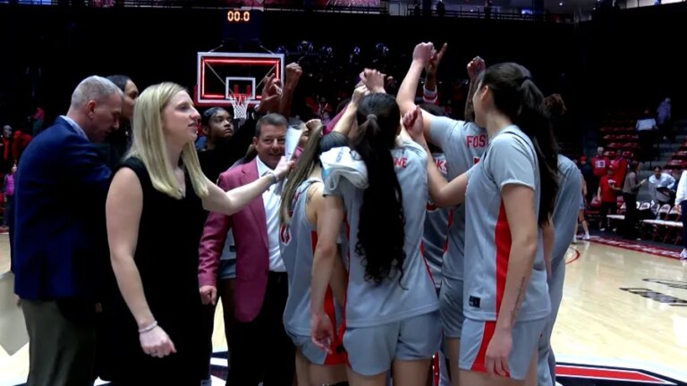 Lobo Women lose their MW Tournament opener, 62-61