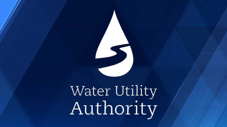 Water main line break in Albuquerque near I-25