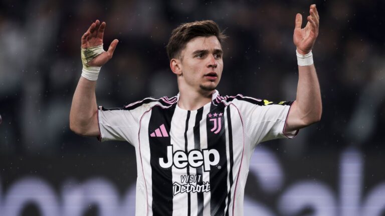 Transfer rumors, news: Liverpool eye Conceição as Salah replacement