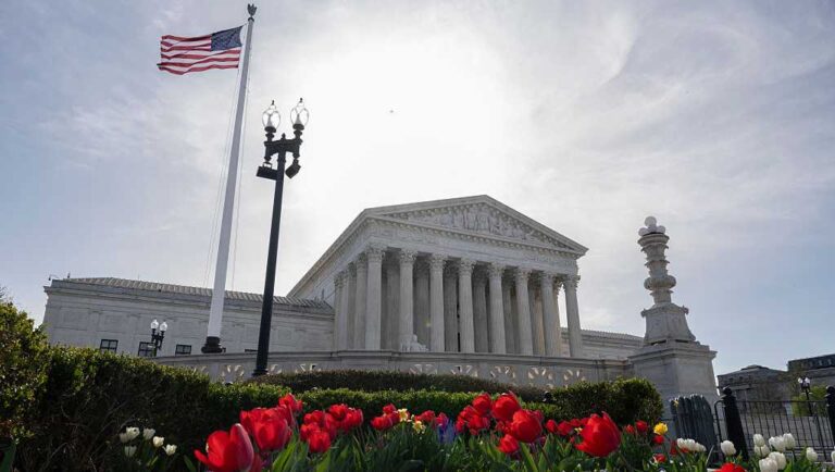 Trump to attend Supreme Court birthright citizenship hearing